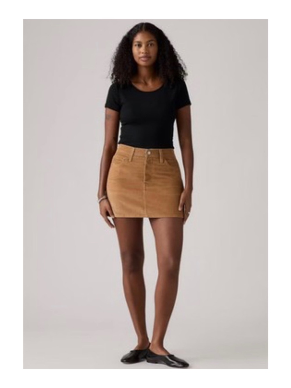 Levi’s Icon Mid Rise Corduroy Mini Skirt (Sweet Honey - Size 24)
